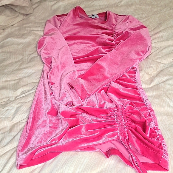 Juicy Couture Dresses & Skirts - Pink velvet dress